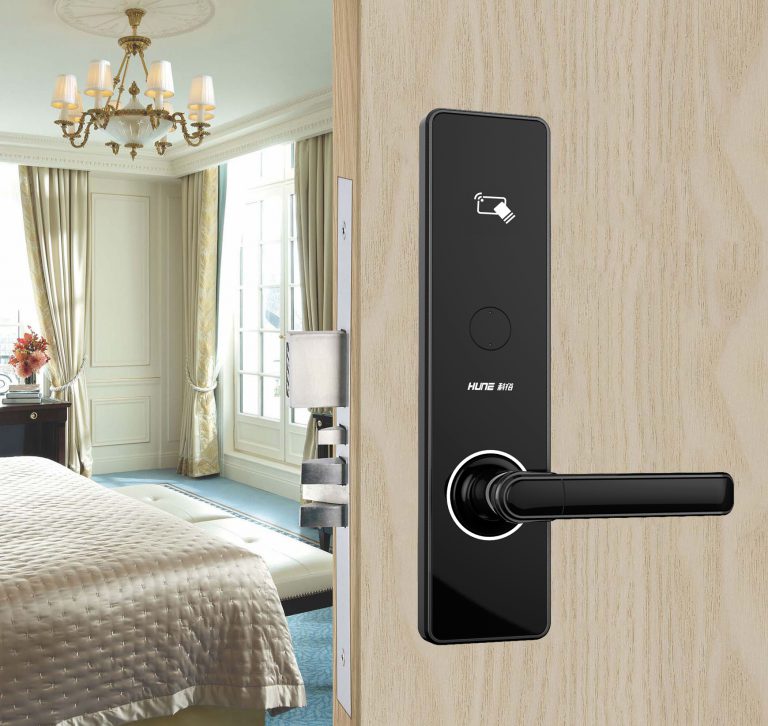 Khóa thẻ từ khách sạn 1